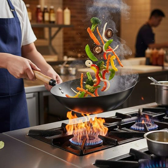 Wok asiatic otel carbon